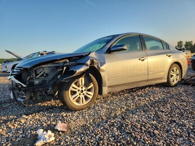 2010 NISSAN Altima