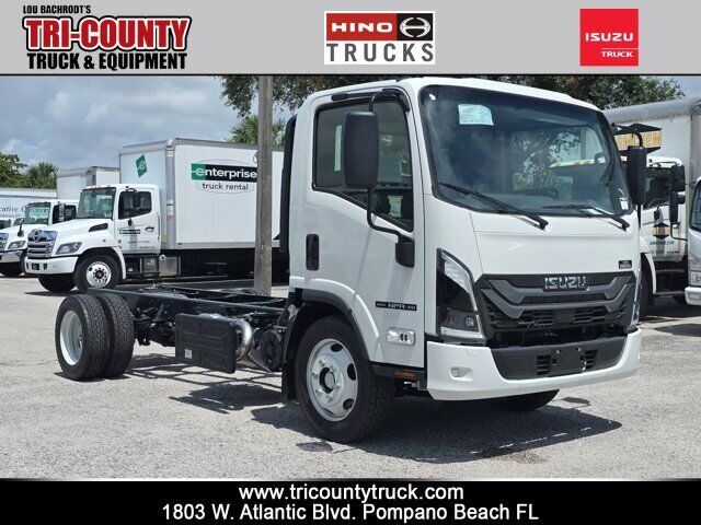 2026 ISUZU NPR-XD