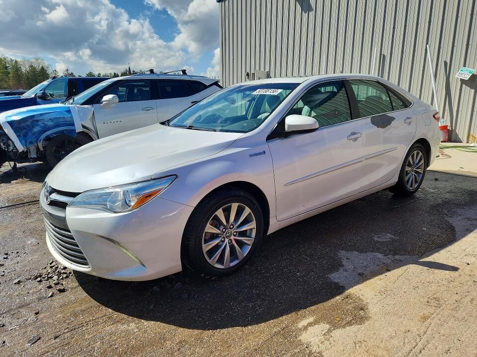 2015 TOYOTA Camry