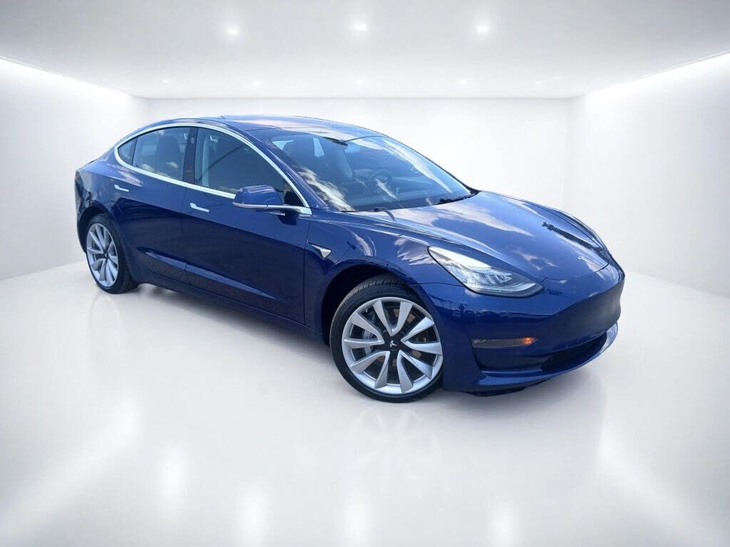 2018 TESLA Model 3