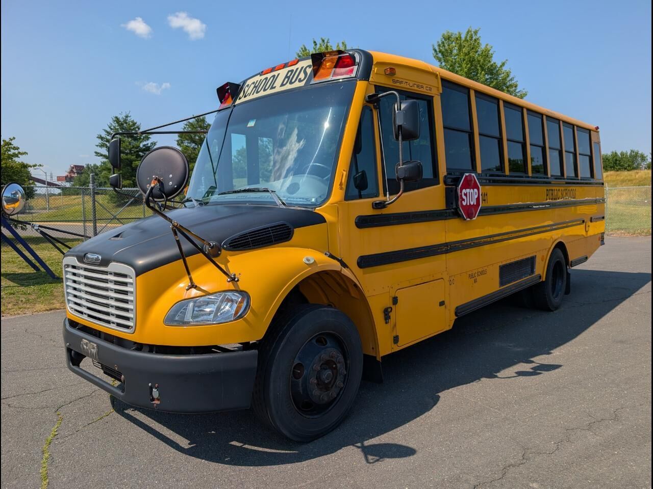 2015 FREIGHTLINER B2 Bus Chassis