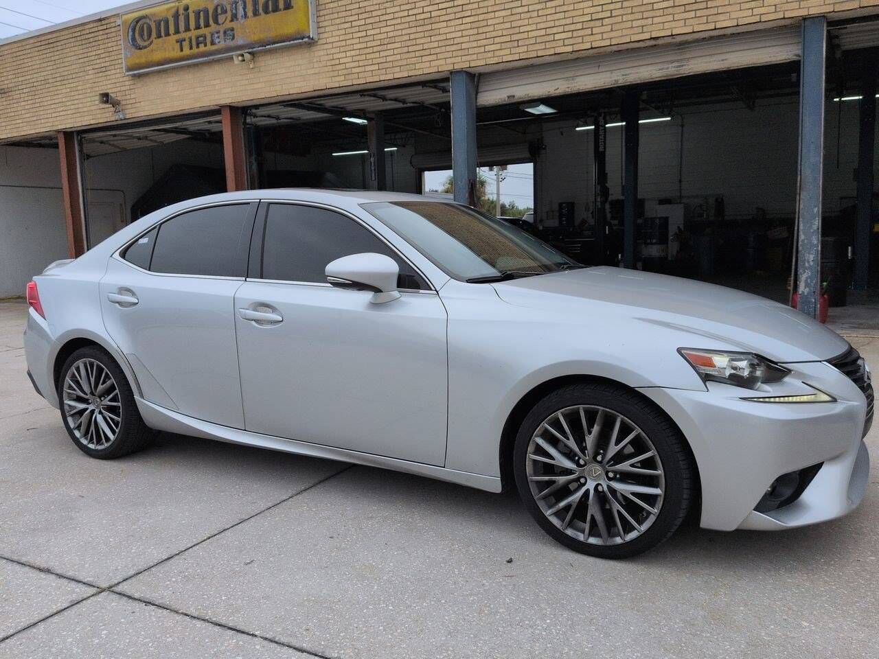 2015 LEXUS IS