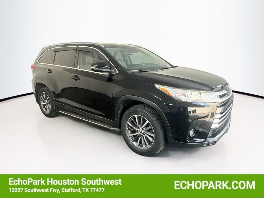 2019 TOYOTA Highlander