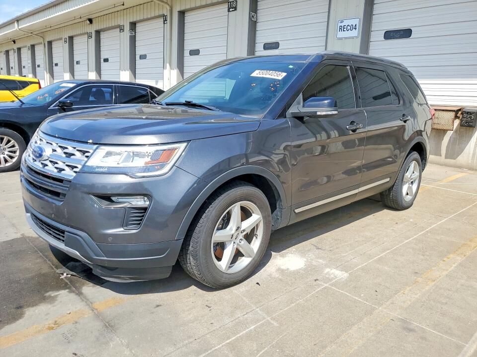 2018 FORD Explorer