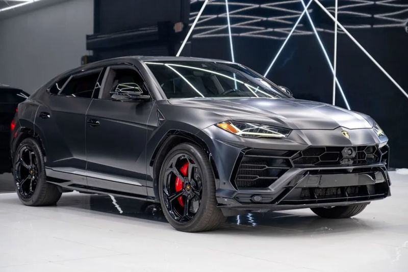 2020 LAMBORGHINI URUS