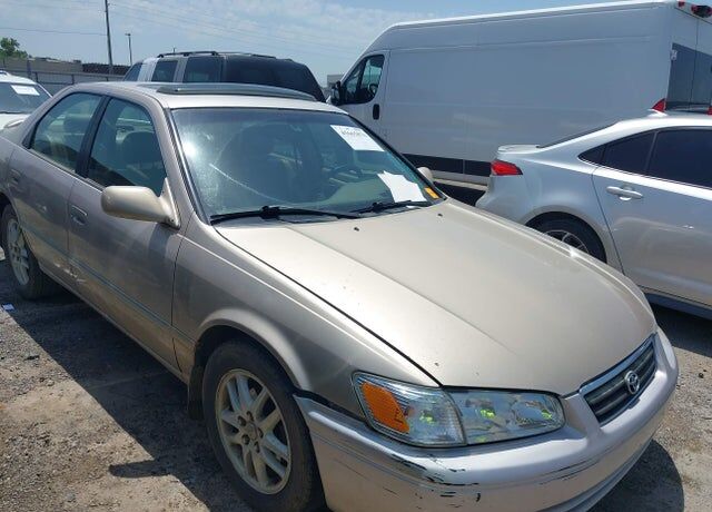 2000 TOYOTA Camry