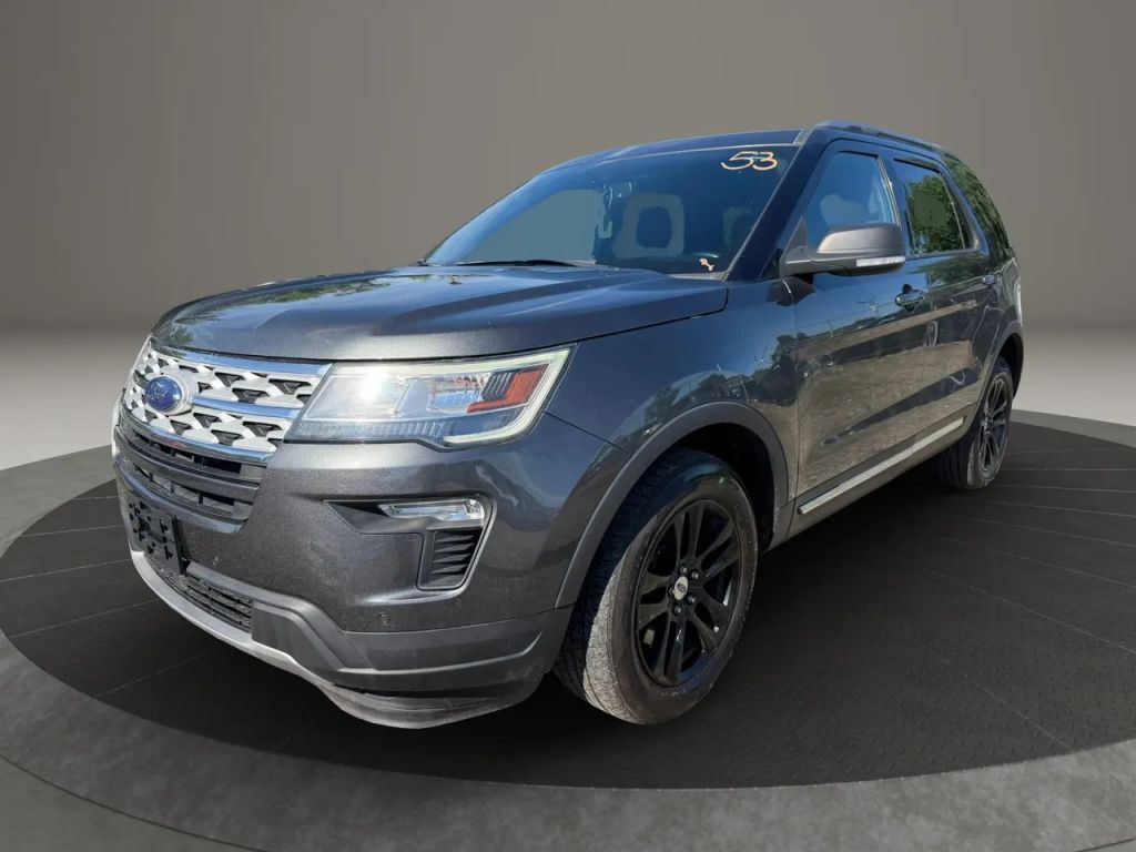 2019 FORD Explorer