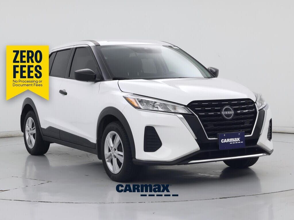 2024 NISSAN Kicks