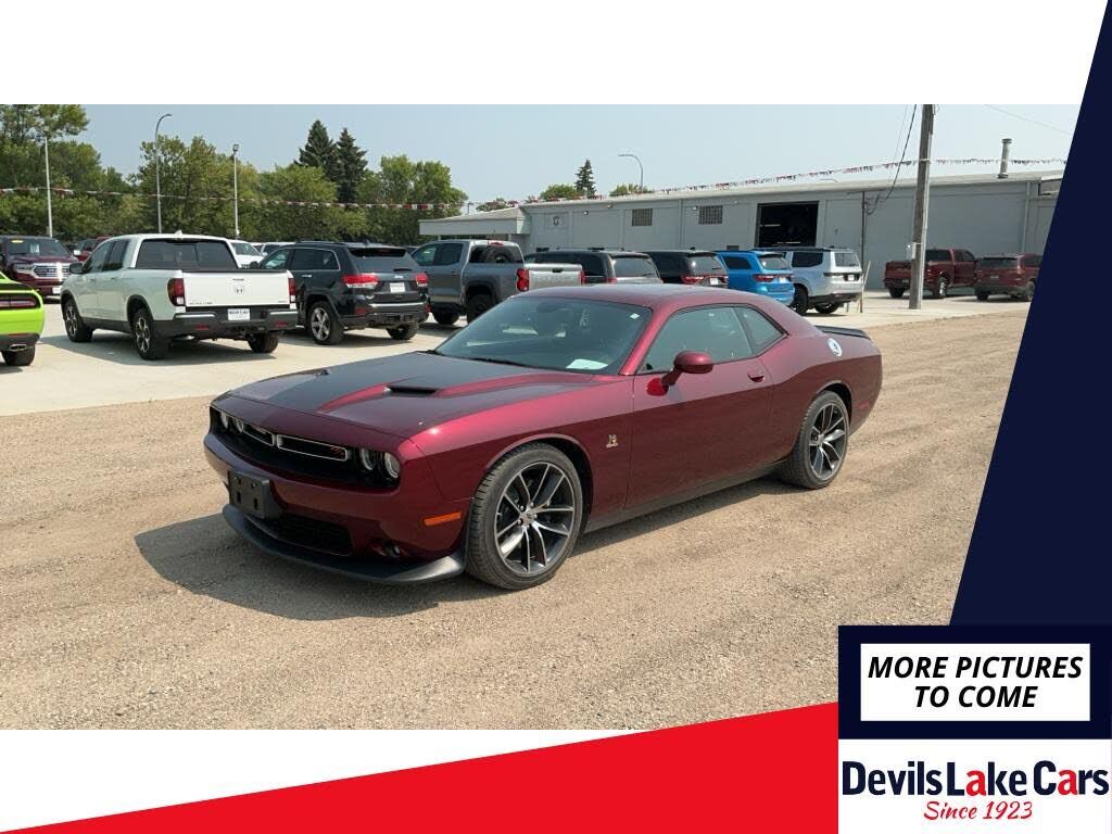 2017 DODGE Challenger