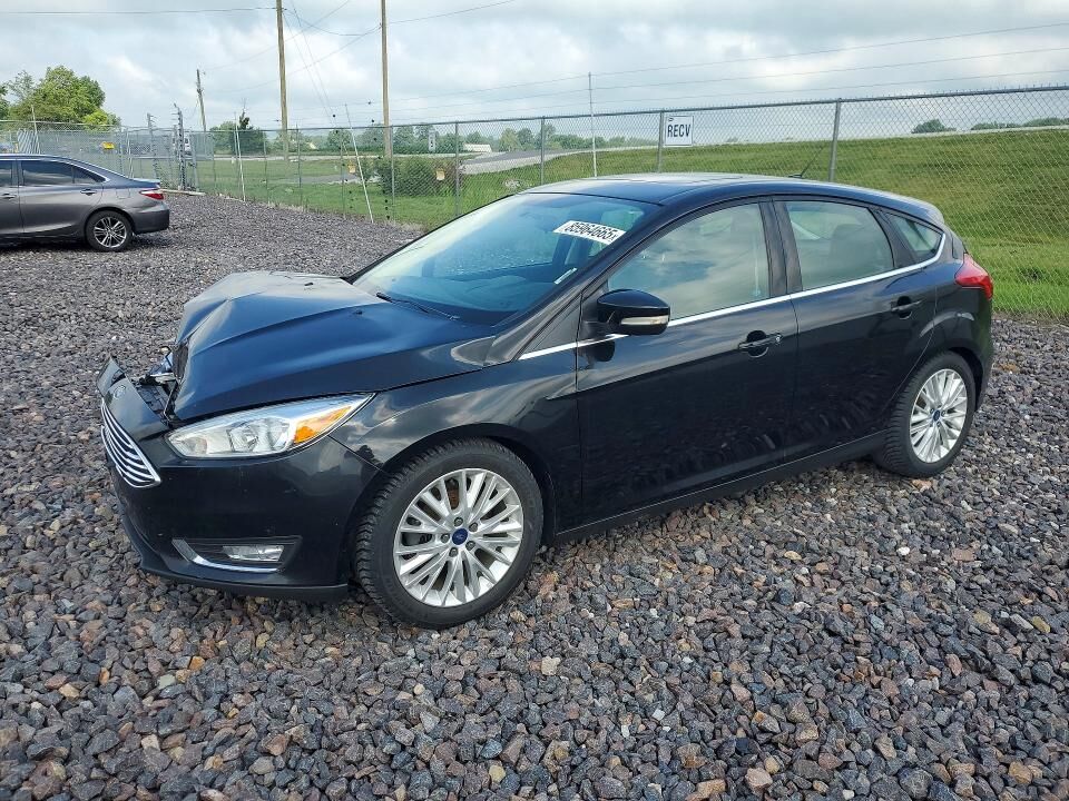 2017 FORD Focus