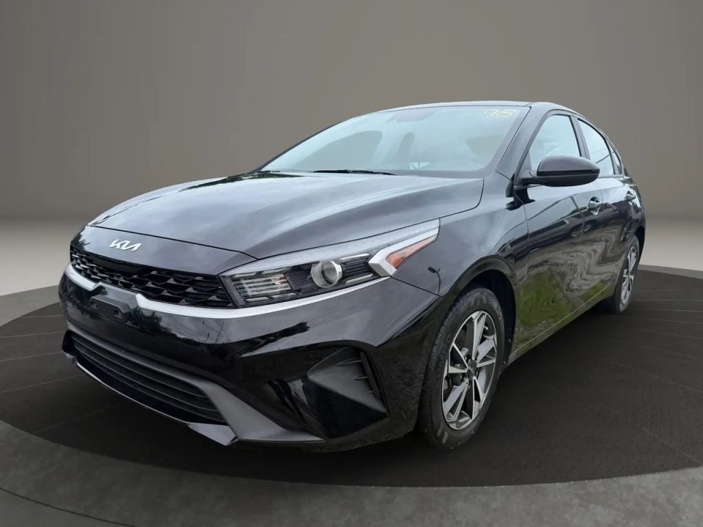 2023 KIA Forte
