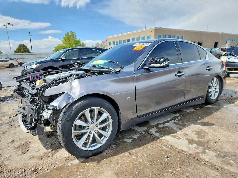 2014 INFINITI Q50