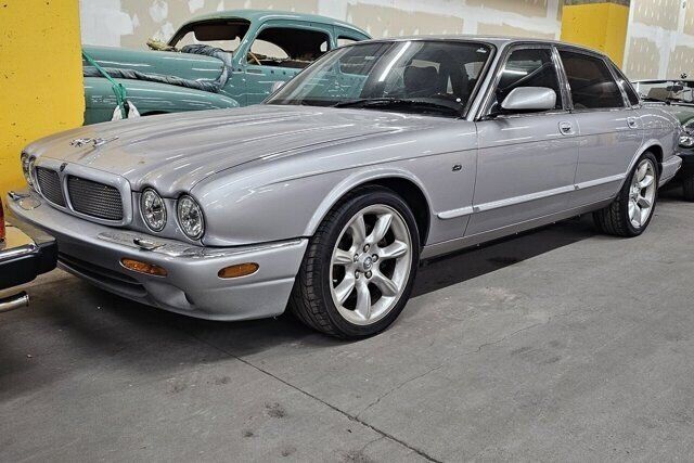 2003 JAGUAR XJR