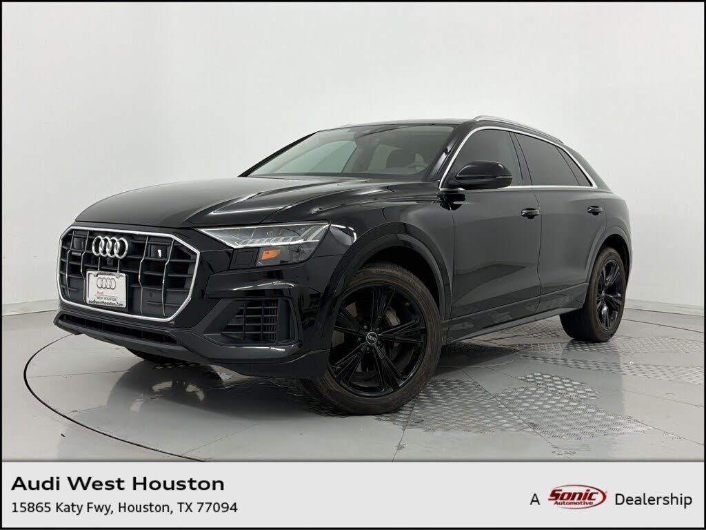 2023 AUDI Q8