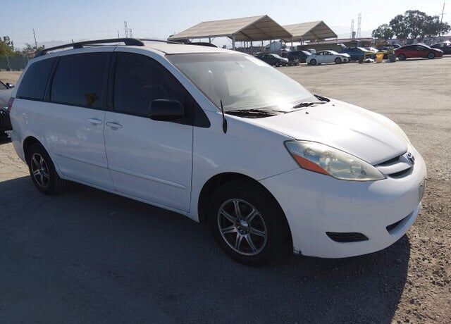 2006 TOYOTA Sienna