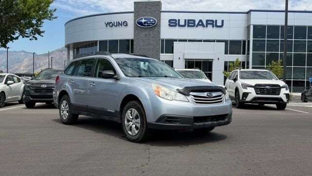 2012 SUBARU Outback