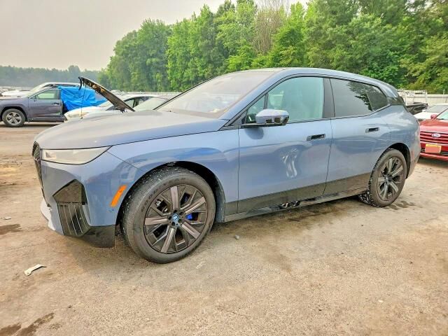 2024 BMW ix