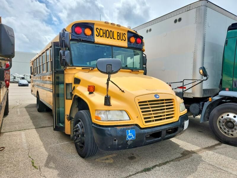 2012 BLUE BIRD BB Conventional