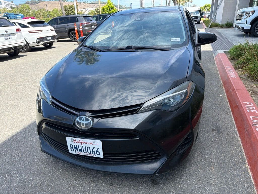2018 TOYOTA Corolla