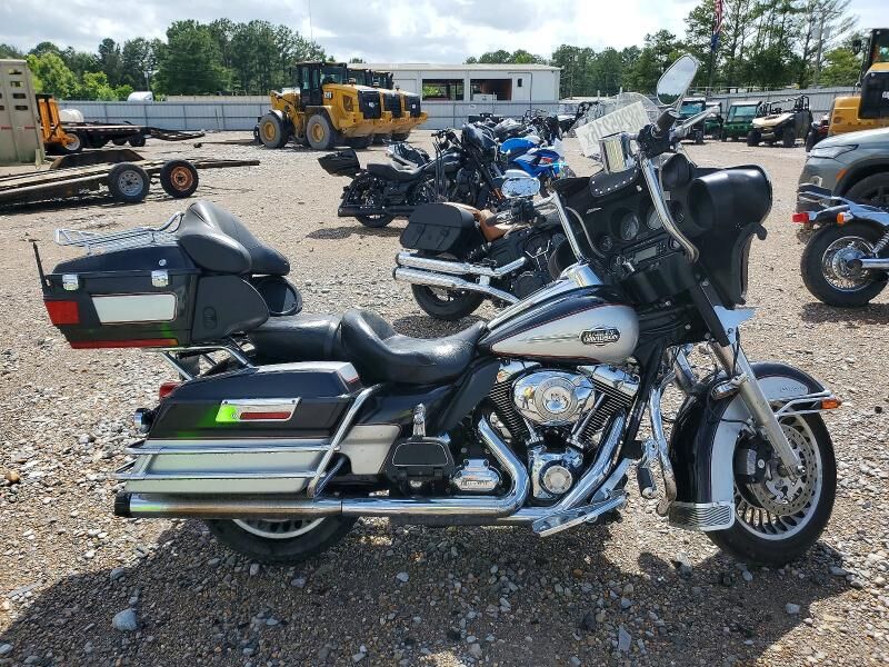 2010 HARLEY DAVIDSON Electra Glide Ultra Classic