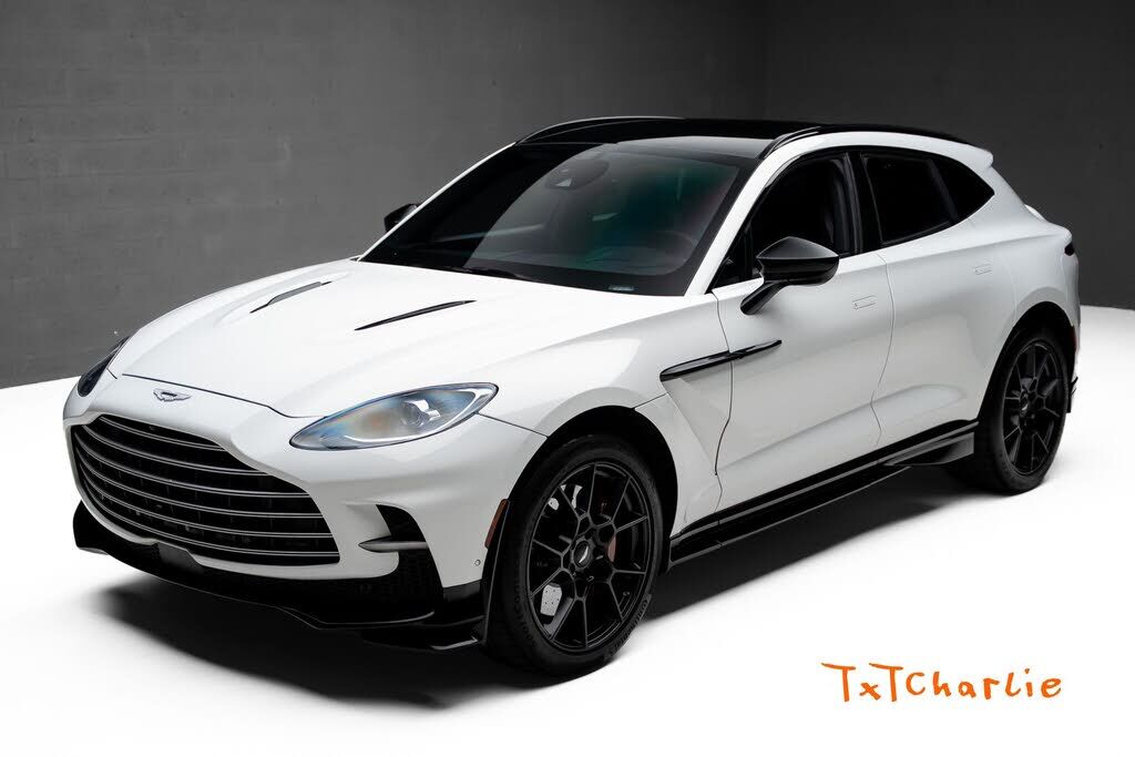 2023 ASTON MARTIN DBX
