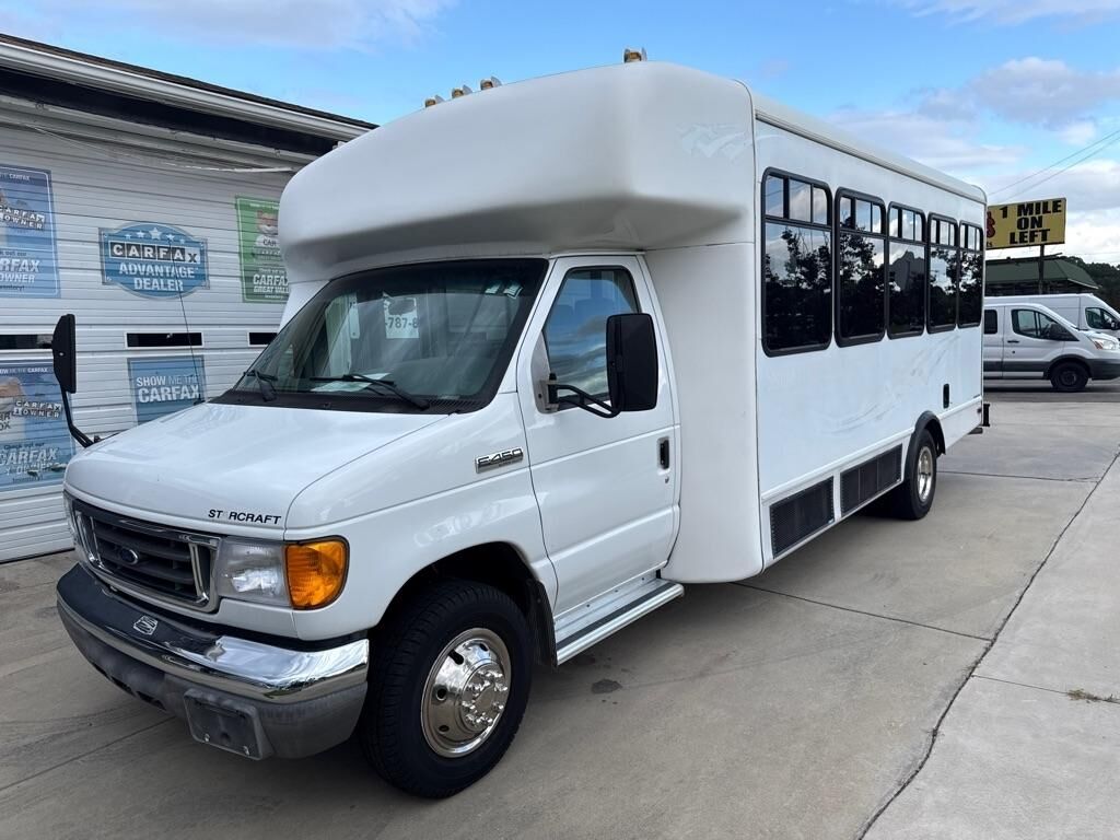 2007 FORD E-450