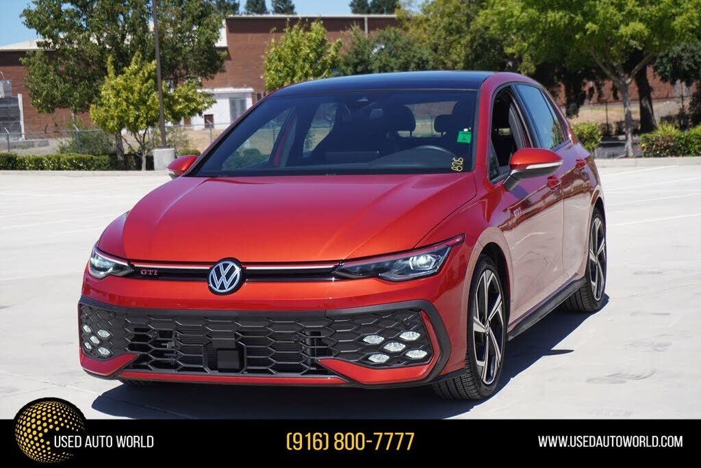 2025 VOLKSWAGEN Golf GTI
