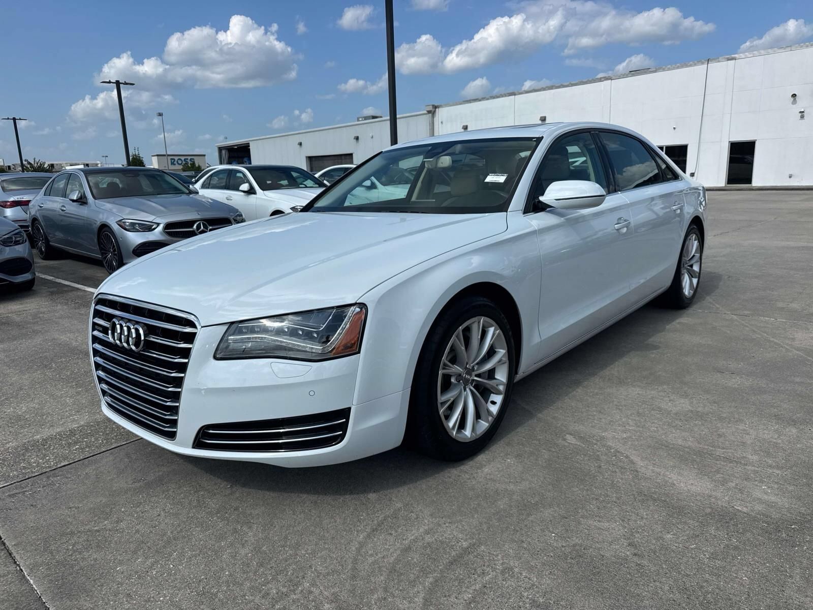 2014 AUDI A8