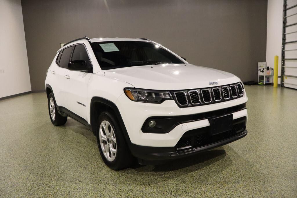 2025 JEEP Compass