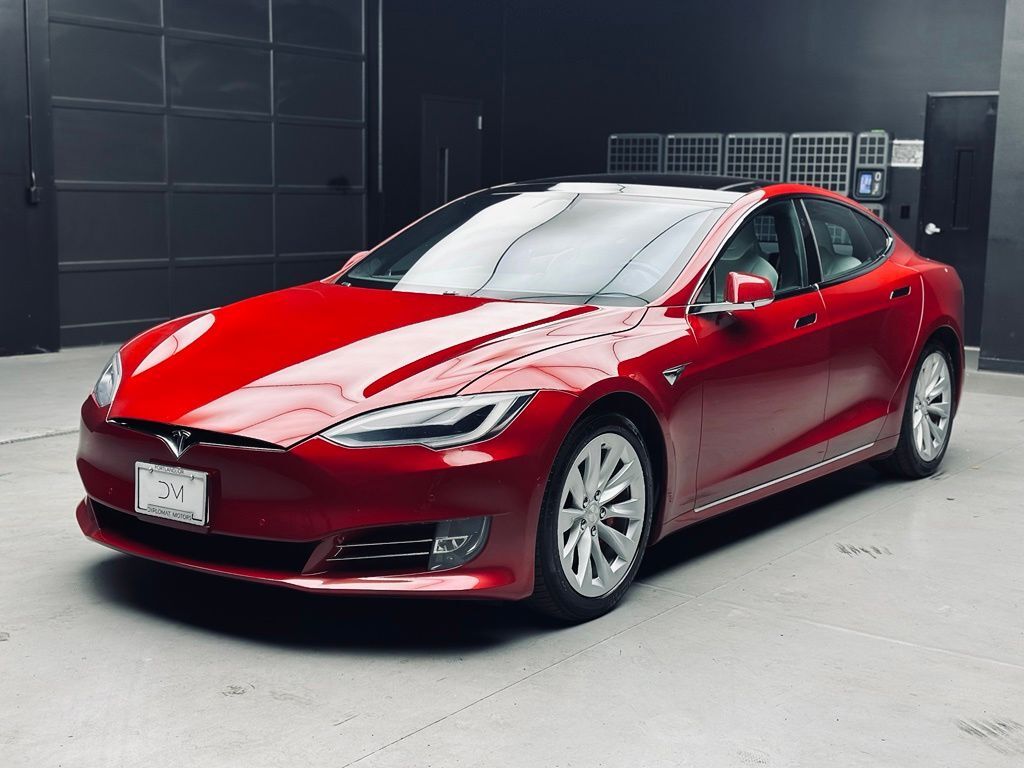 2017 TESLA Model S