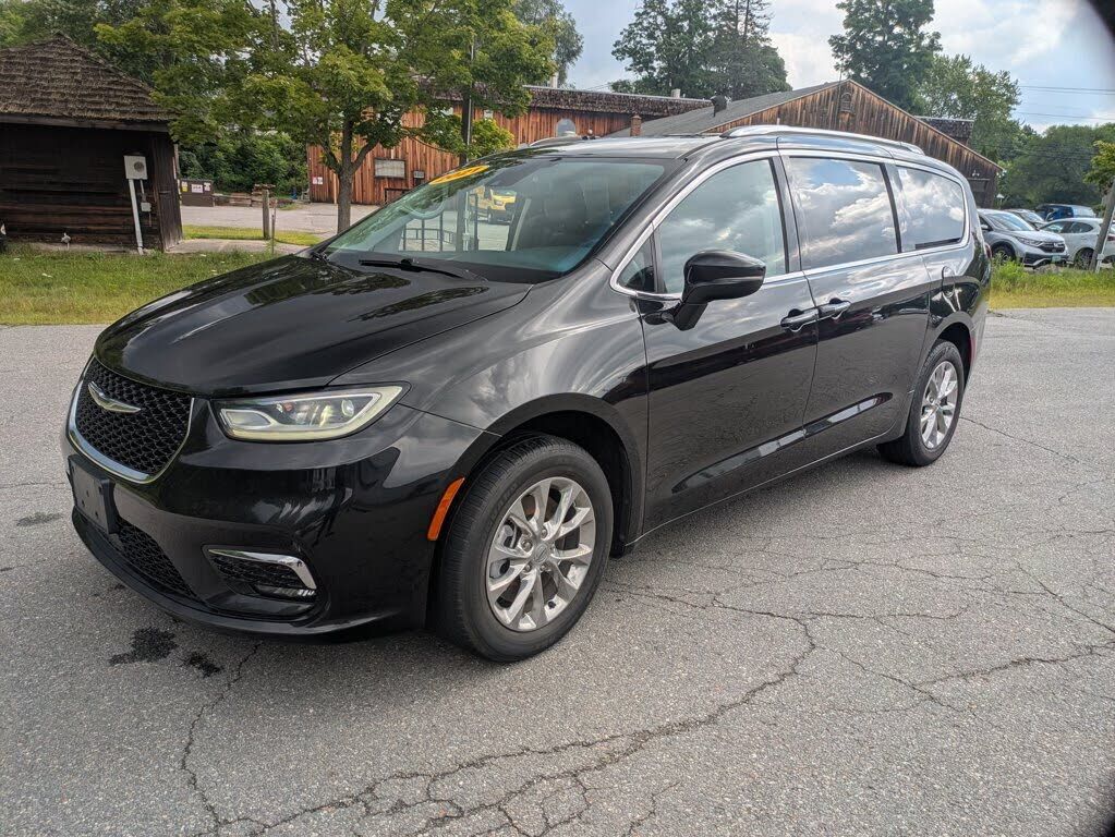 2021 CHRYSLER Pacifica