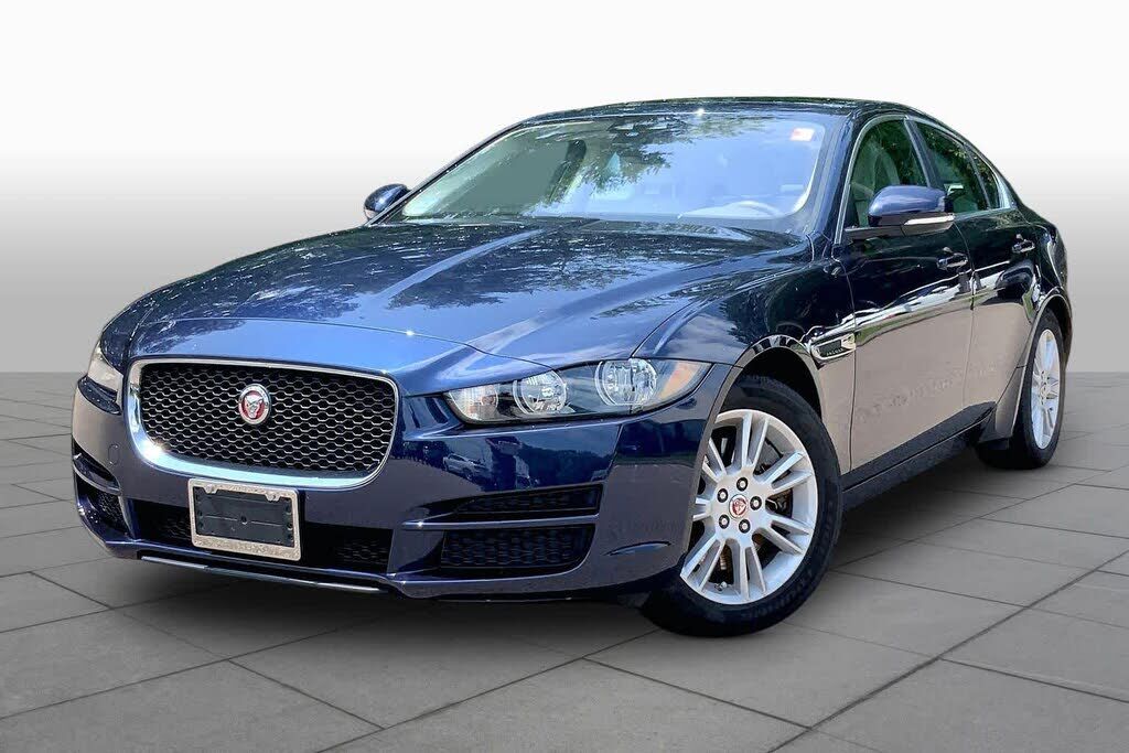 2019 JAGUAR XE