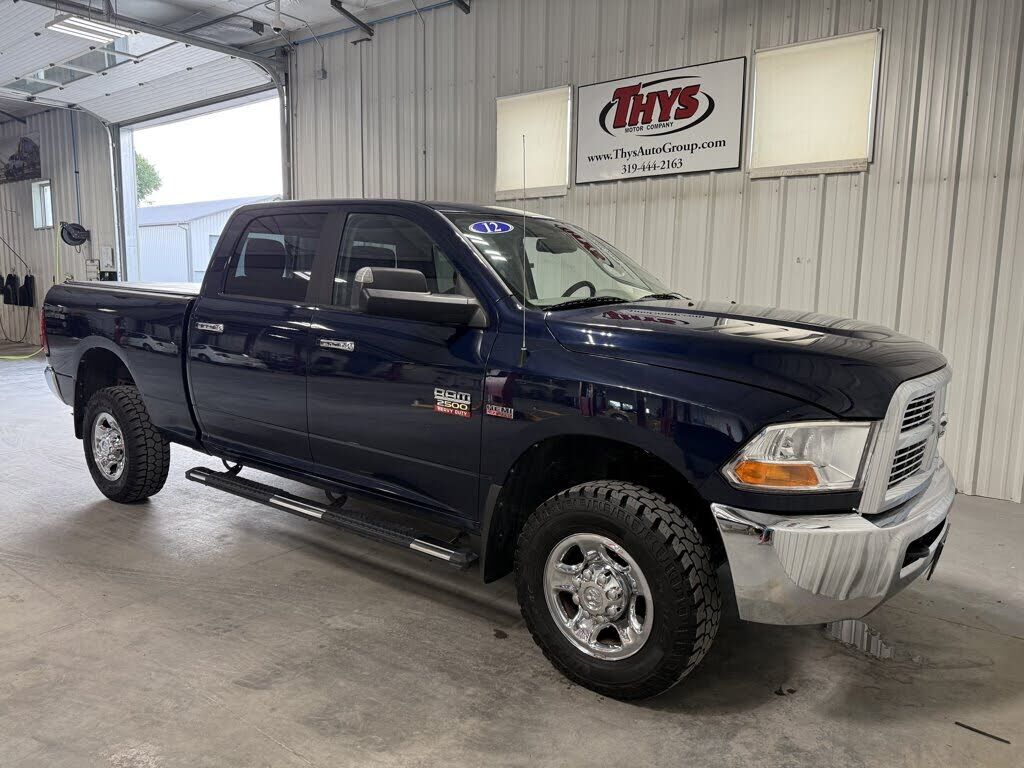 2012 DODGE Ram