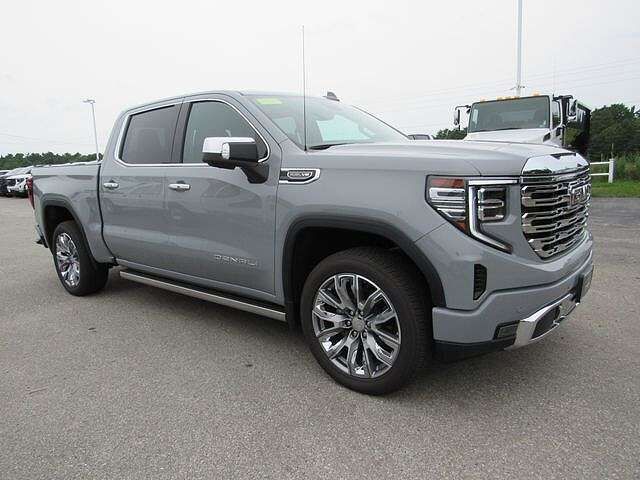 2025 GMC Sierra