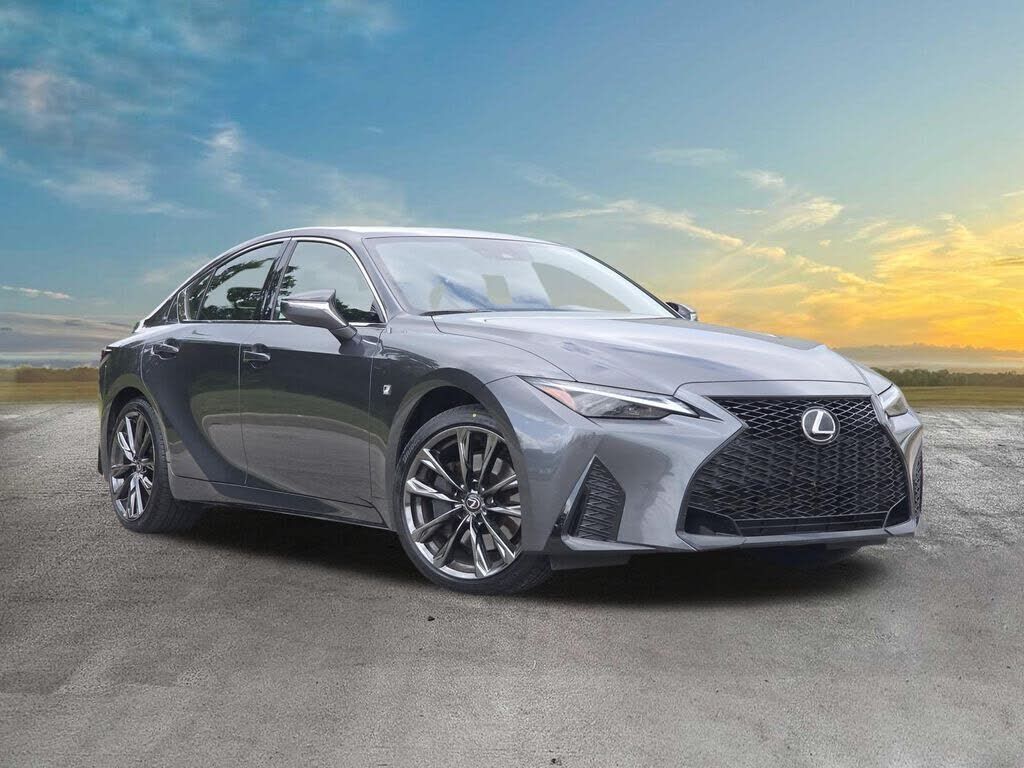 2023 LEXUS IS