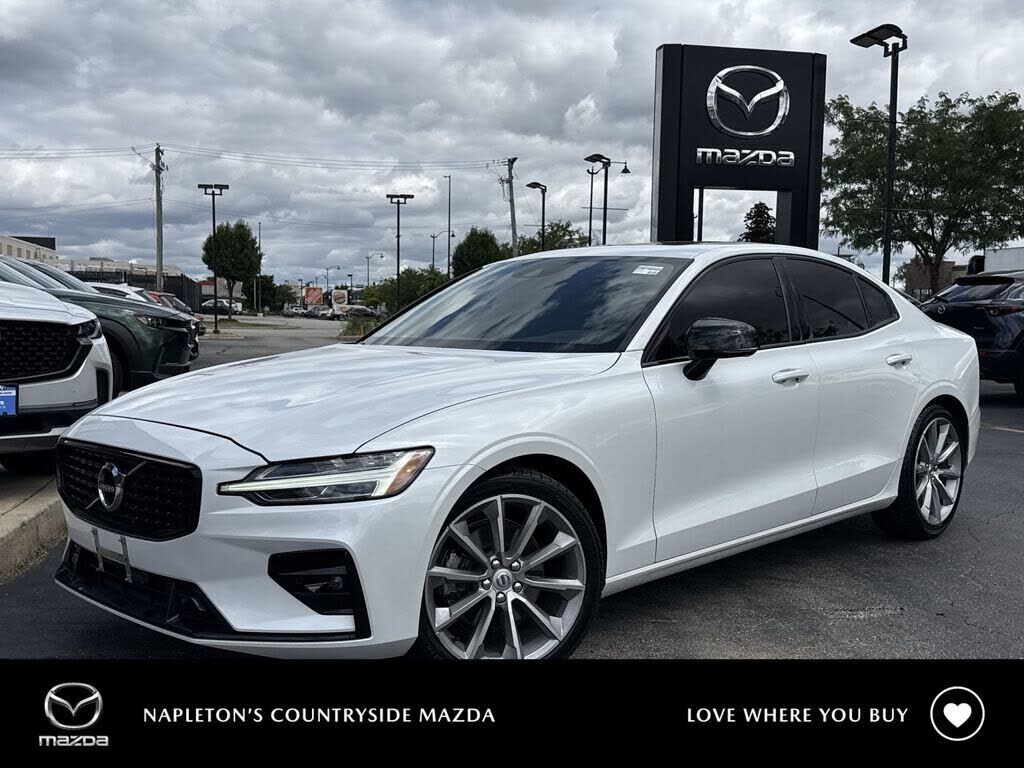 2021 VOLVO S60