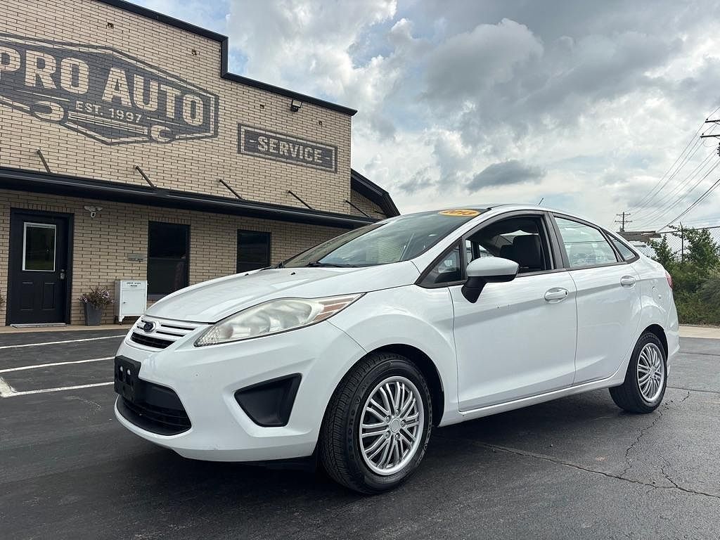 2013 FORD Fiesta