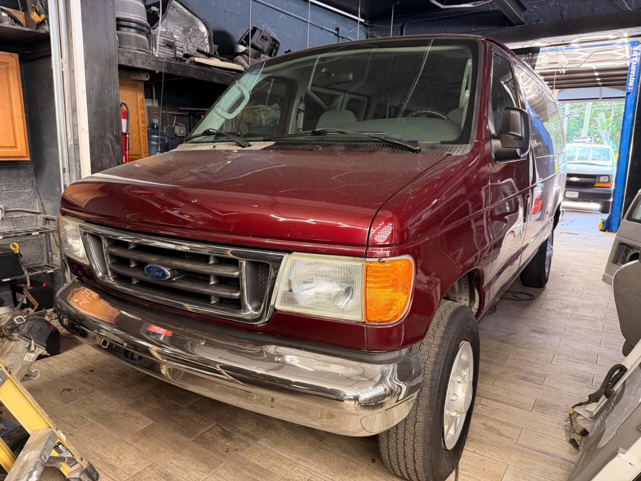 2007 FORD E-350