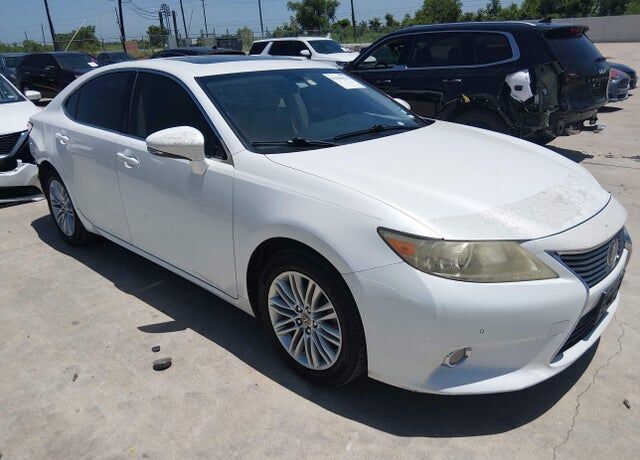 2013 LEXUS ES