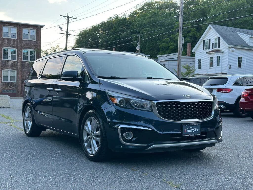 2015 KIA Sedona