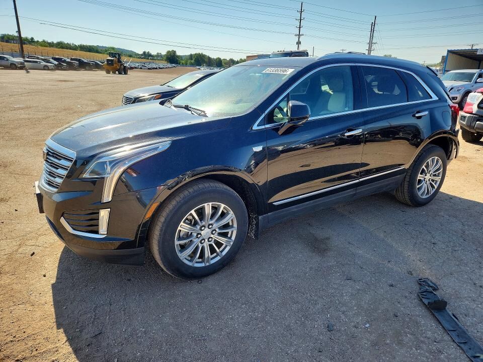 2017 CADILLAC XT5