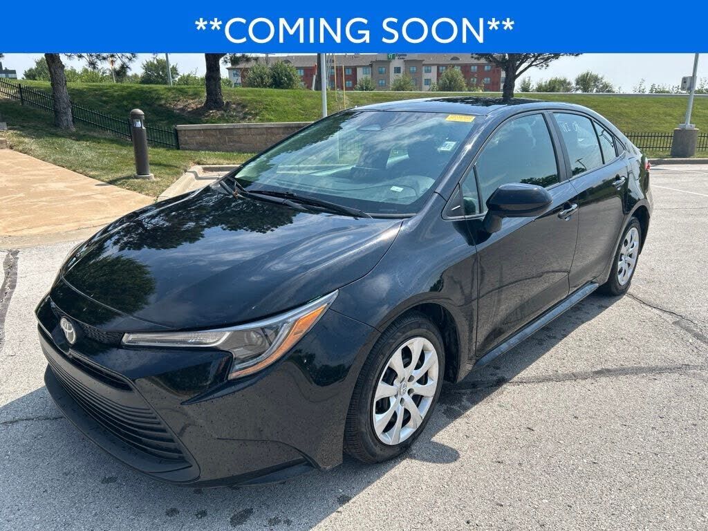 2024 TOYOTA Corolla