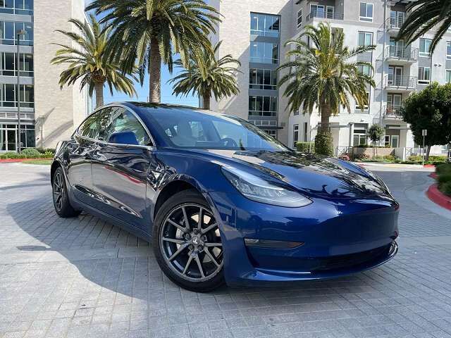 2019 TESLA Model 3