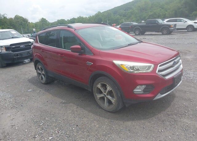 2017 FORD Escape