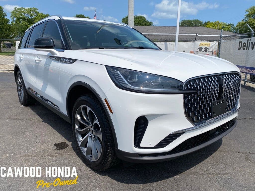 2025 LINCOLN Aviator