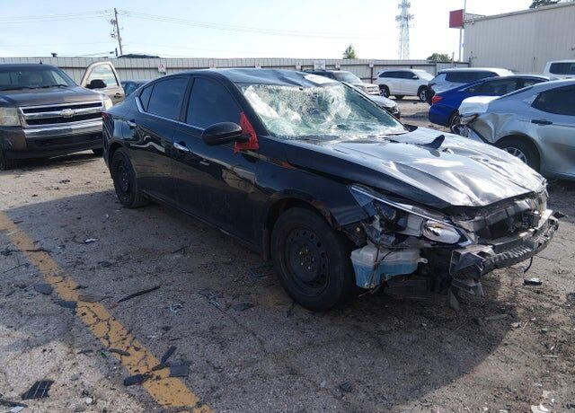 2019 NISSAN Altima