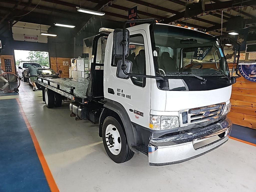 2008 FORD Low Cab Forward