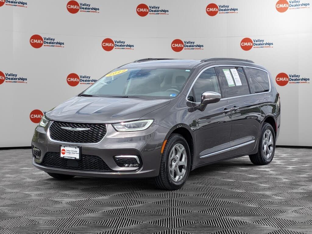 2022 CHRYSLER Pacifica