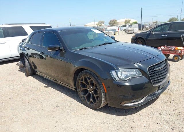 2018 CHRYSLER 300