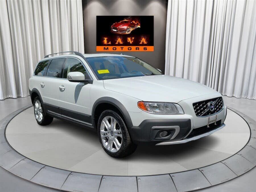 2016 VOLVO XC70